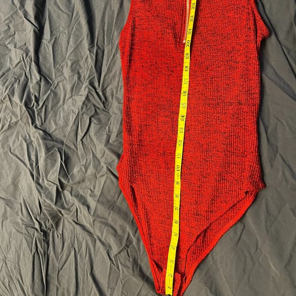 MATERIAL GIRL ONE PIECE RED SIZE L - Picture 2 of 4